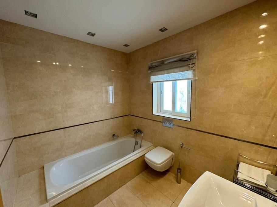 Penthouse -Centre Of Sliema - Best View In Malta Extérieur photo